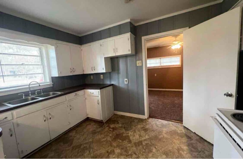 Building Photo - 134 Fairlane Dr