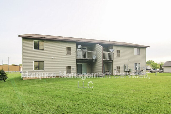 Building Photo - 112 Talon Pl