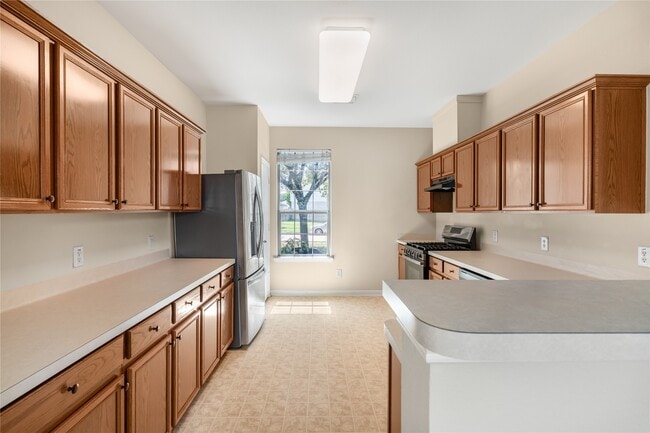 Building Photo - 2235 Rocky Hollow Ln