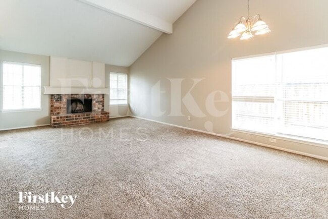 Building Photo - 11031 Hidden Bend Dr