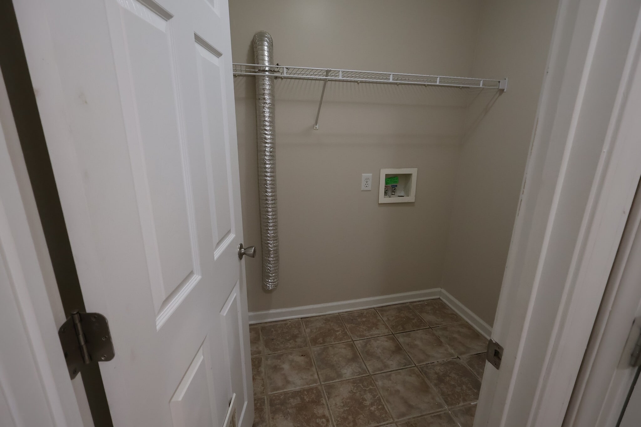 Laundry Room - 999 Culverson Ct