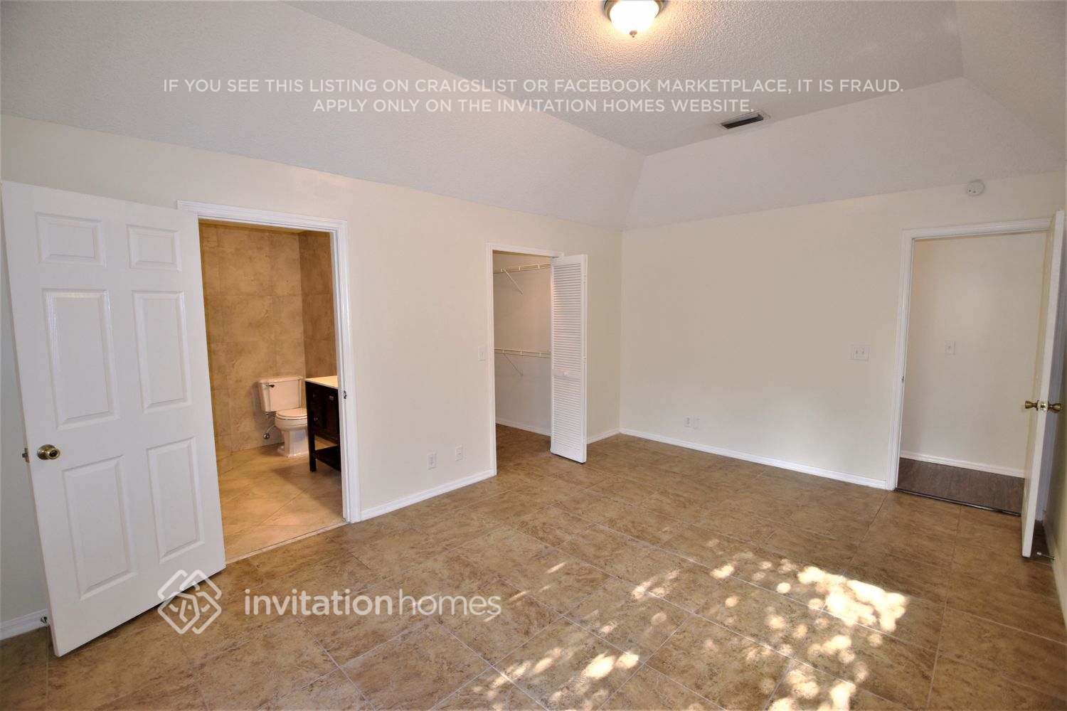 Building Photo - 9934 Pine Dust Ct