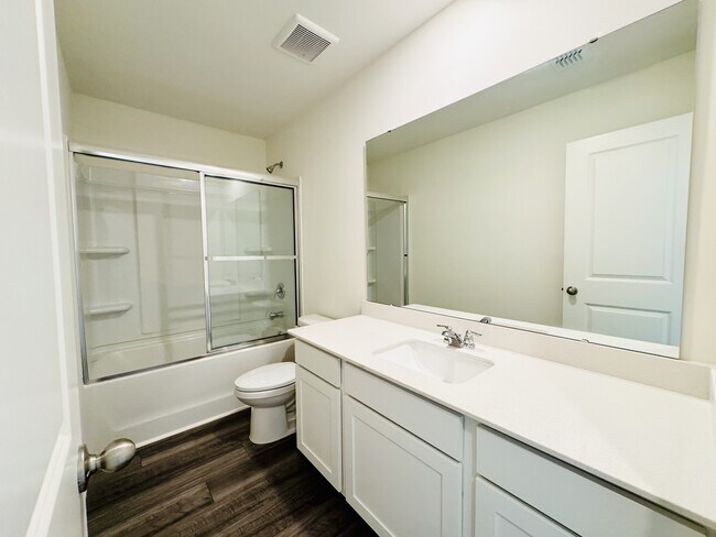 Building Photo - 623 Muster Fld Ct