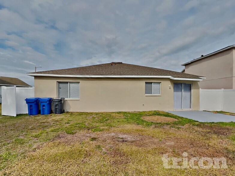 Building Photo - 13228 Pike Lake Dr