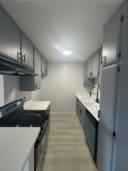 Interior Photo - WOODCREST APARTMENTS