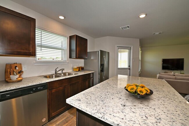 Building Photo - 13507 Hummel Lp