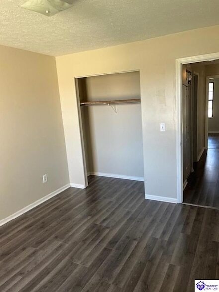 Building Photo - 1707A Cliff Ridge Ct