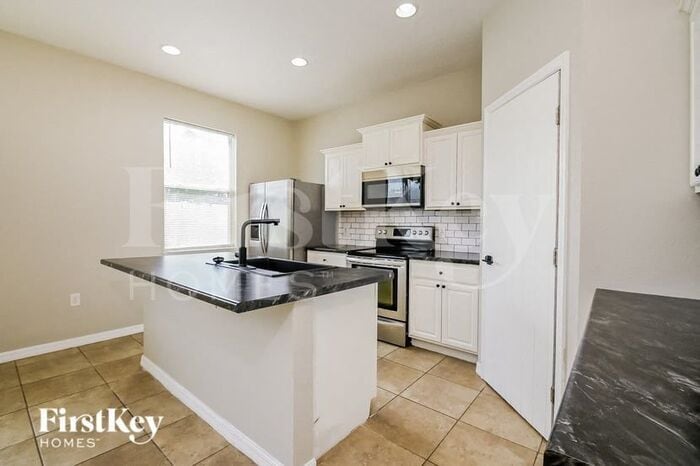 Building Photo - 5212 Krenson Woods Way