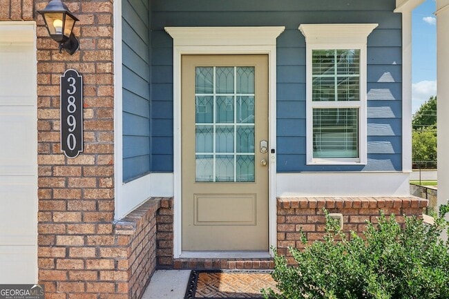 Building Photo - 3890 Clarington Dr