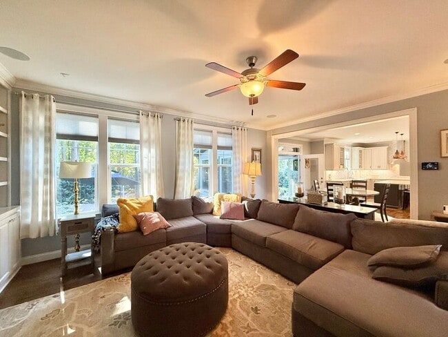 Building Photo - 1616 Doubles Ct