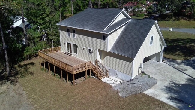 Building Photo - 104 Acorn Ridge Ct