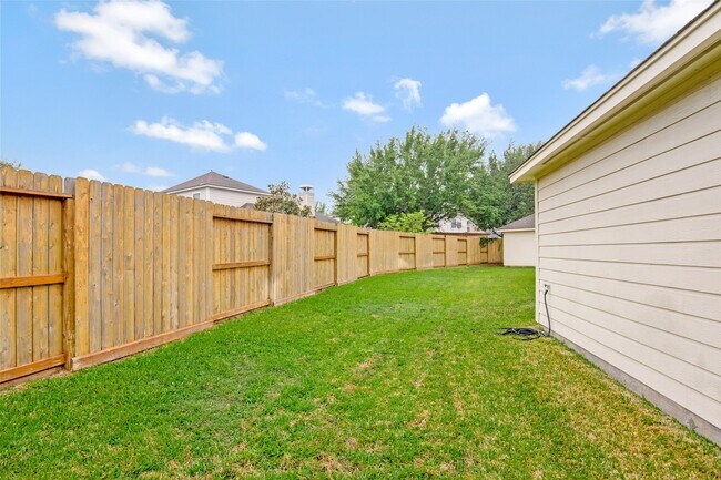 Building Photo - 26819 Shoal Hollow Ct