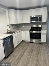 Building Photo - 1407 Gordon Dr