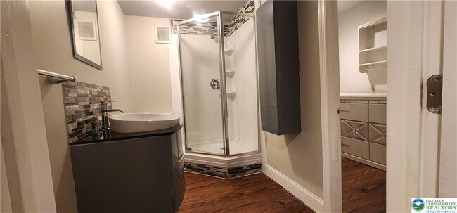 Building Photo - 7616 Buttercup Rd