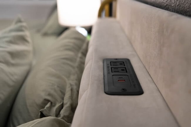 Building Photo - 10150 Sierra Madre Rd