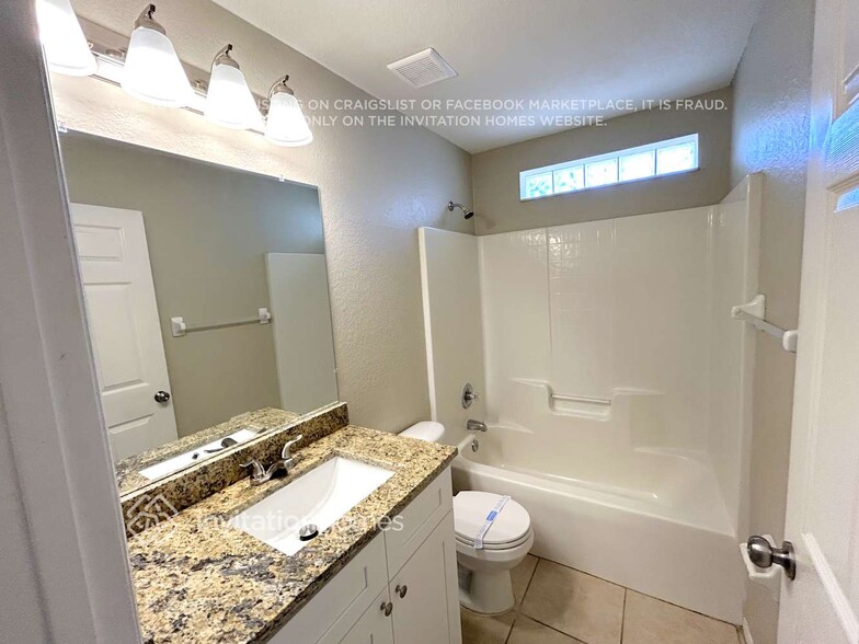 Building Photo - 5581 Beverly Rise Blvd
