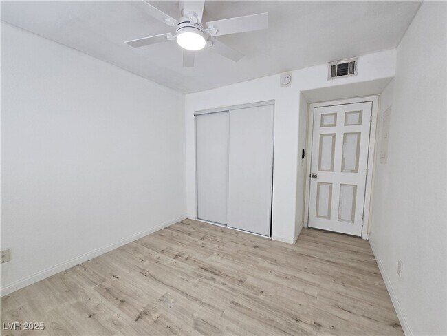 Building Photo - 2972 Juniper Hills Blvd