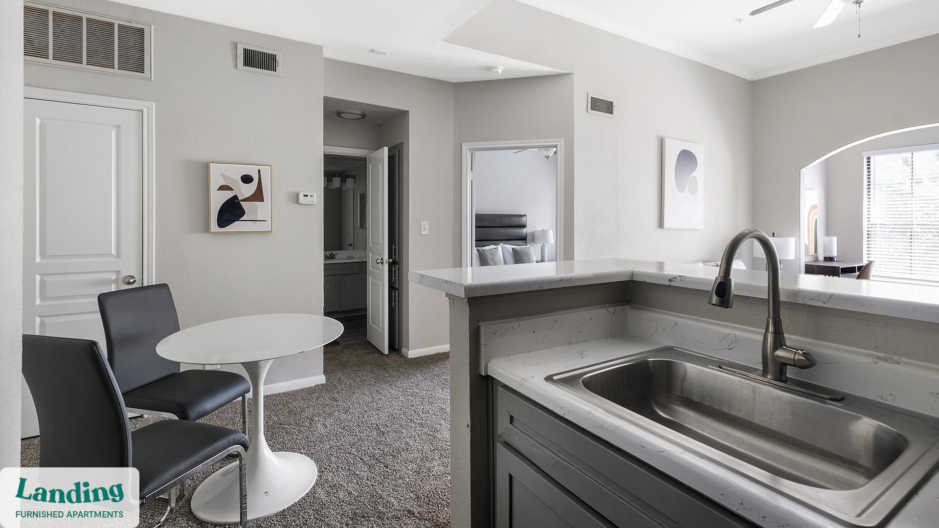 Building Photo - 2500 Woodland Park Dr