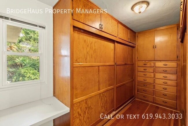 Building Photo - 4739 Hillcrest Ave