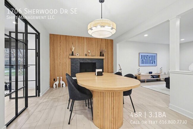 Building Photo - 1706 Sherwood Ave SE