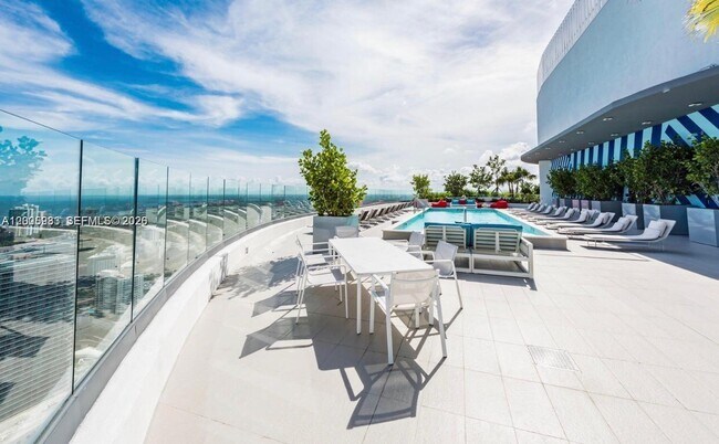 Building Photo - 55 SW 9th St