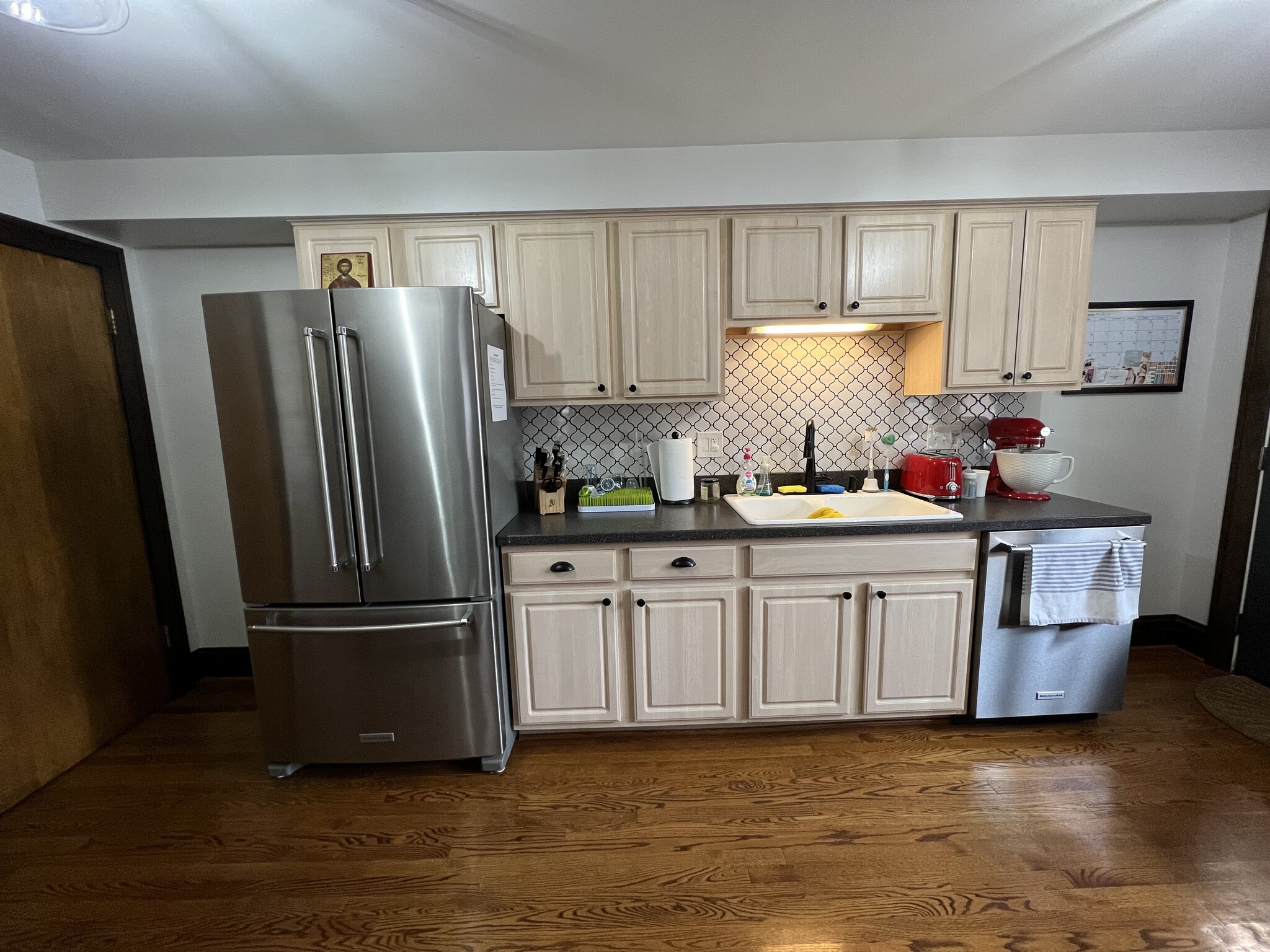 Kitchen - 111 North Clara Pl
