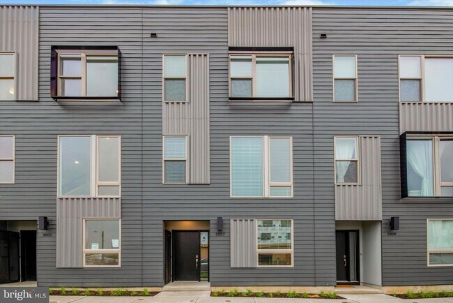 Building Photo - 3007 Riseview Ln