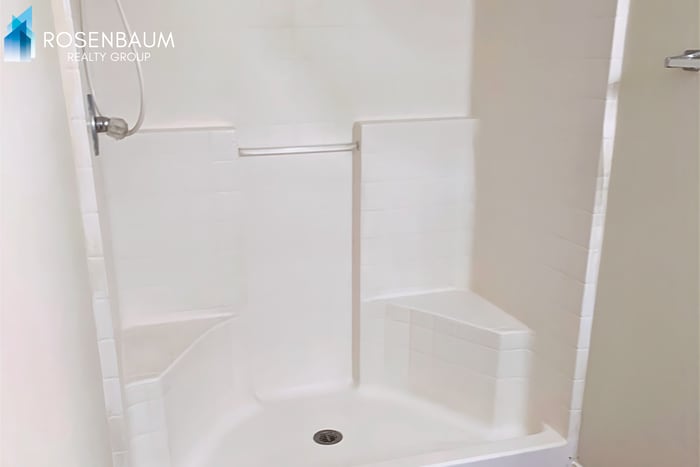 Building Photo - 17022 E Roadrunner Rd