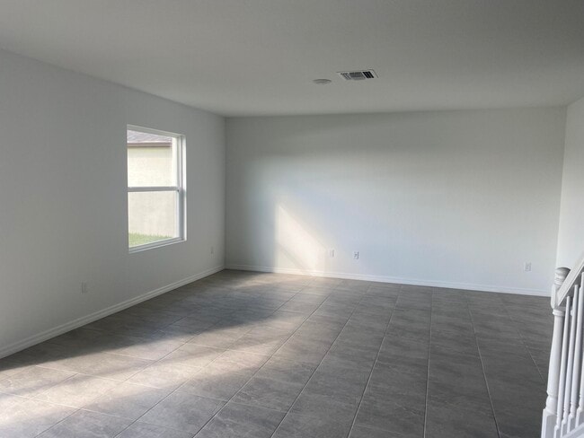 Building Photo - 5149 Armina Pl