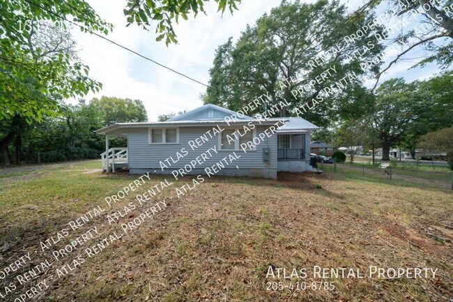 Building Photo - 1317 12th St N