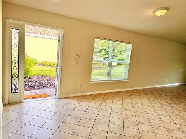 Building Photo - 12235 Pescara Ln