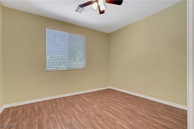 Building Photo - 7029 Chestnut Valley St