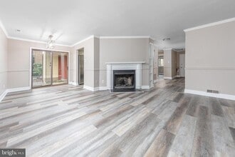 Building Photo - 401B Cypress Point Cir