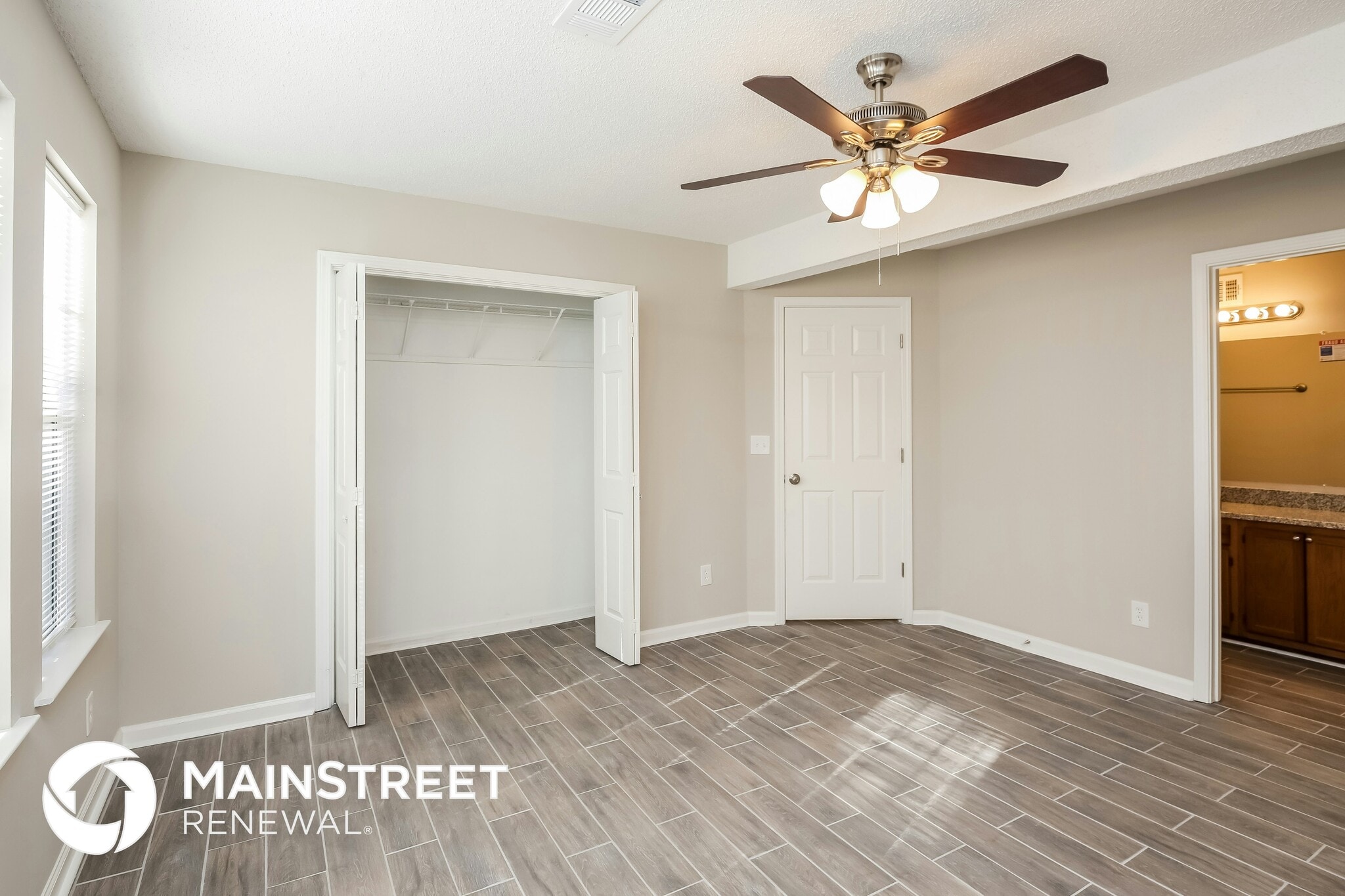 Building Photo - 5927 Brookside Dr SE