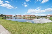 Building Photo - 1005 Villagio Cir