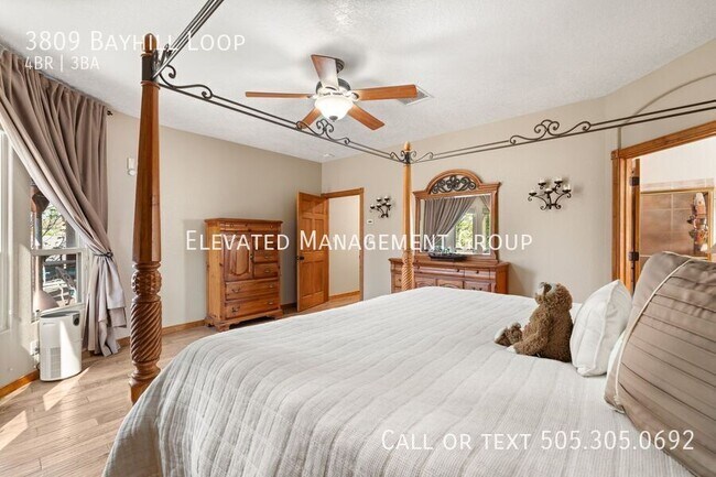 Building Photo - 3809 Bay Hill Loop SE