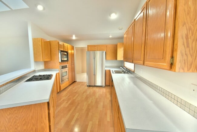 Building Photo - 3bd/2ba Mukilteo Home