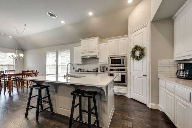 Building Photo - Beautiful Home in Sought-After NWISD!