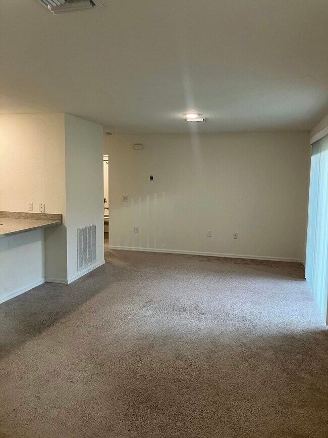 Building Photo - 4281 Golfair Ln