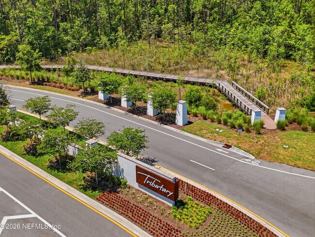 Building Photo - 75435 Sunberry Dr