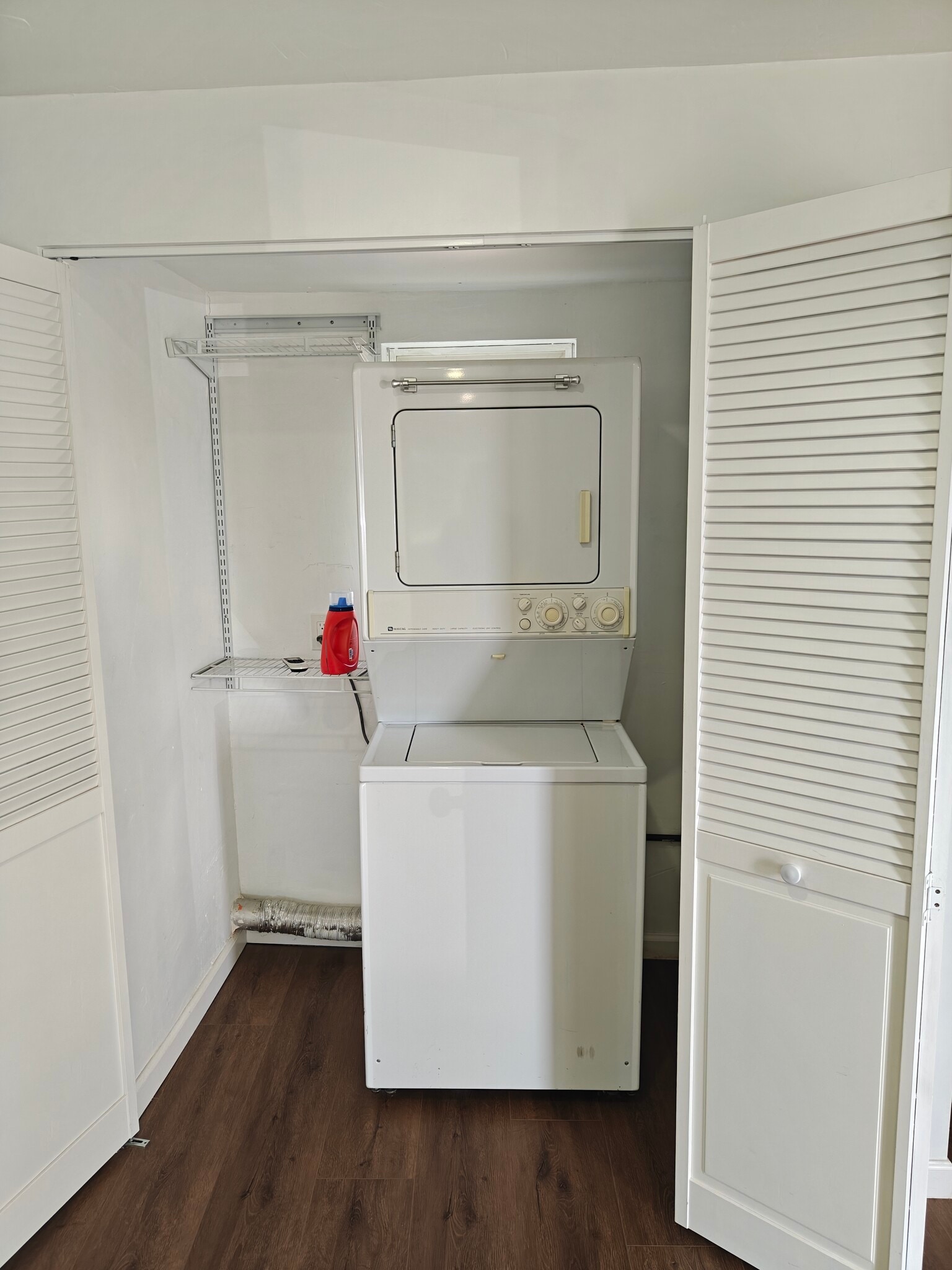 Building Photo - 9080 Terrace Dr