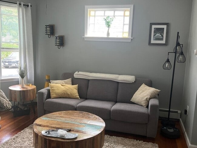 Building Photo - 43 Daniels St