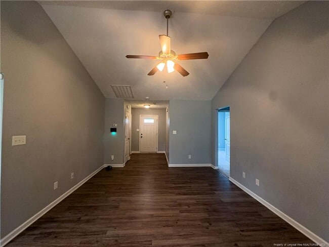 Building Photo - 290 Strike Eagle Dr