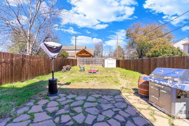 Building Photo - 1507 Maybrook Ct