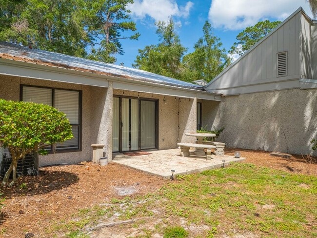 Building Photo - 731 Deer Run Villas