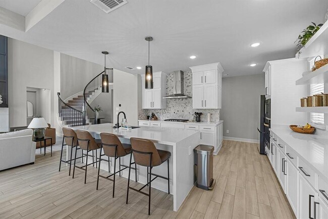 Building Photo - 27111 Velencia Mist Ct