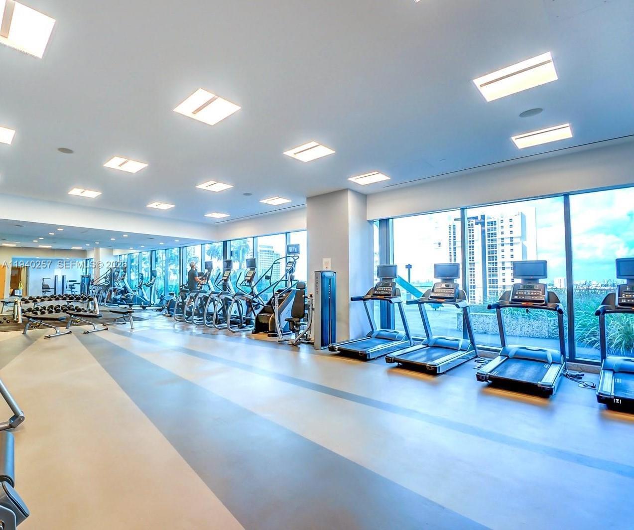 Building Photo - 68 SE 6th St