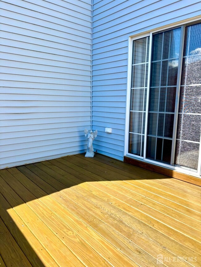 Building Photo - 39 Rozalyn Ln