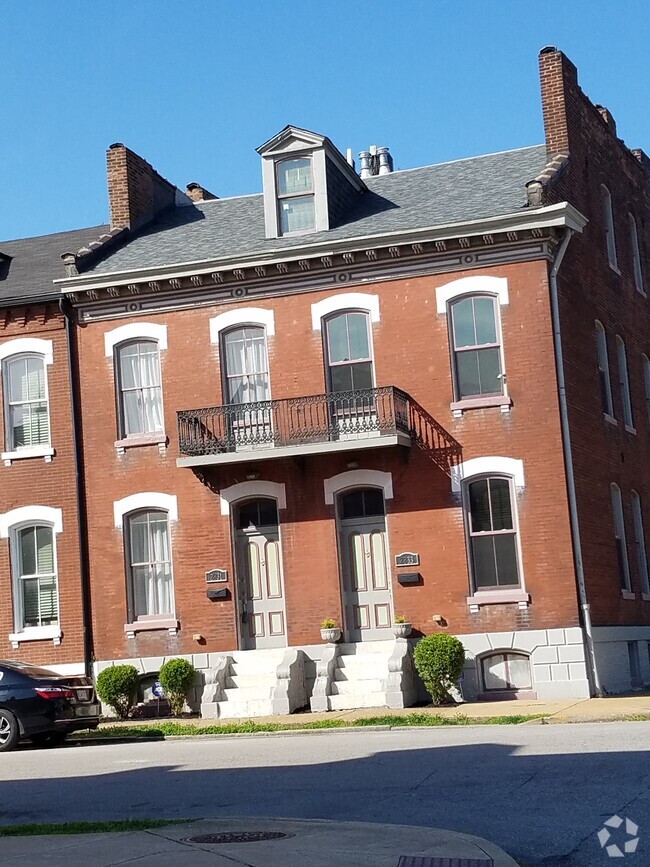 Building Photo - 2831 N 14th St