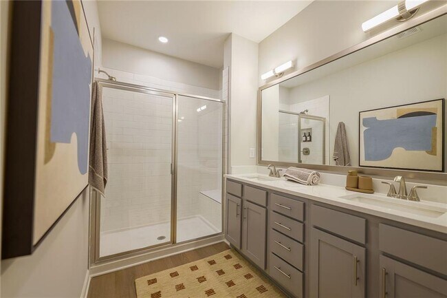 Building Photo - 622 Shallowford Rd